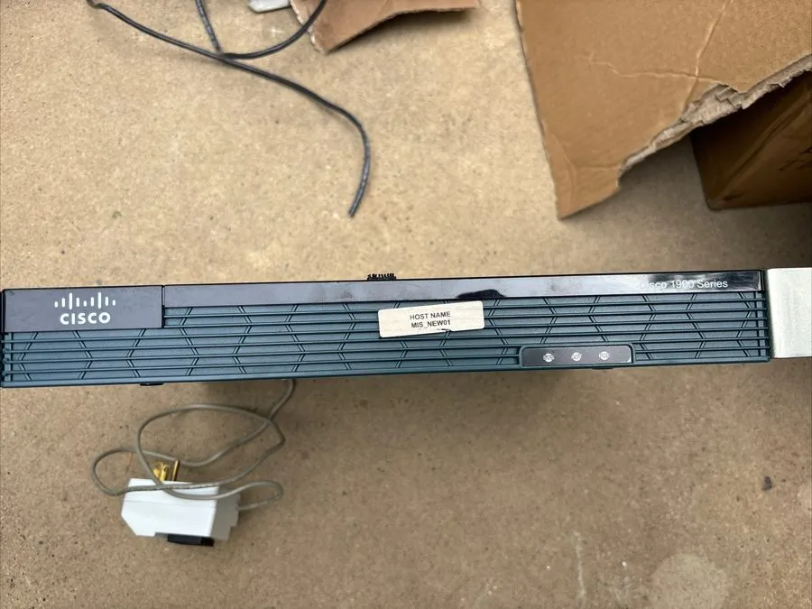 Маршрутизатор CISCO 1921 K9 V05 Integrated Services Router