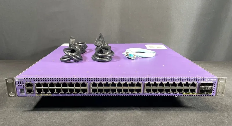 Коммутатор Extreme Networks Summit 17200 X670V-48T 48-Port 10Gbe Network Switch