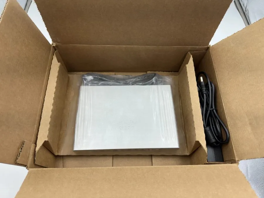 Коммутатор Cisco Meraki MS130-8P-HW 8-Port Cloud-Managed PoE Switch