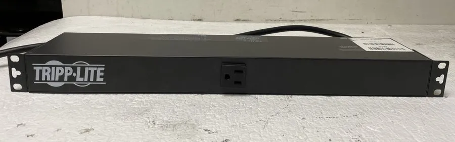 Блок розеток Tripp-Lite PDU1215 15A 120V 50/60Hz Rack Mounted Surge Protector