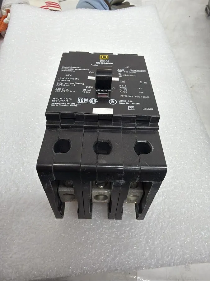Автоматический выключатель Square D EDB34060 Circuit Breaker 60A 3-Pole 480V AC