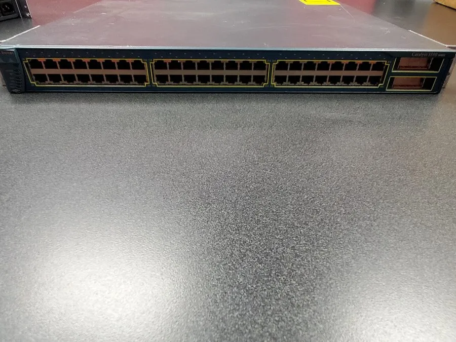 Коммутатор Cisco WS-C3550-48-SMI 48-Port Ethernet Network Switch Catalyst 3550