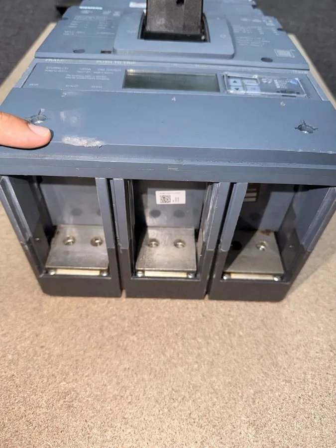 Автоматический выключатель Siemens 3VA6712-5KP31-0AA0 Circuit Breaker 1200A 3P 6