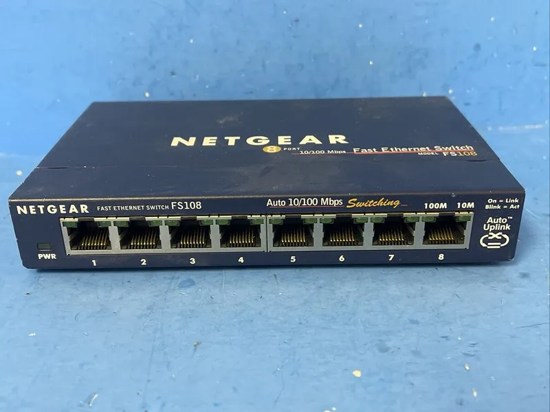 Коммутатор Netgear Prosafe 8-PORT Fast Ethernet Switch Desktop Switch FS108