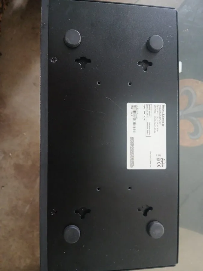 Маршрутизатор Peplink Balance 20 BPL-021 4-Port Dual-WAN Switch Modem — фото лота 1