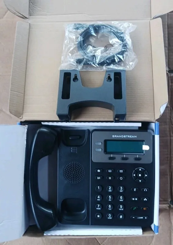 IP-телефон Grandstream GXP1610 IP Phone Corded Wall Mountable Black — фото лота 2