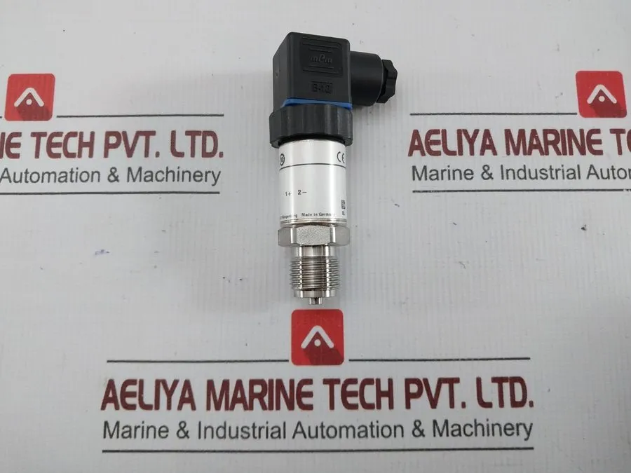 Датчик давления WIKA S-10 Pressure Transmitter 9013555 10-30V DC 4-20 mA