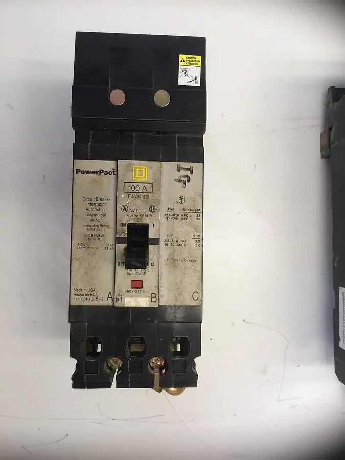 Автоматический выключатель Square D FJA34100 100 Amp 480V 3 Pole Circuit Breaker