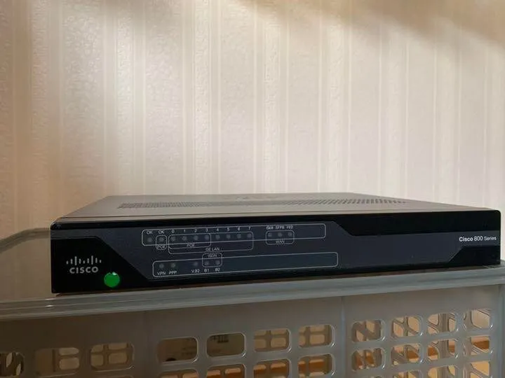 Маршрутизатор Cisco C891FJ-K9 Gigabit 8 Port Ethernet Security Router 350Mbps 1.