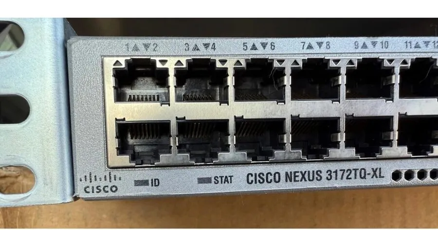 Трансивер Cisco N3K-C3172TQ-XL 48-Port 10GBase-T RJ-45 6 QSFP NetworkSwitch