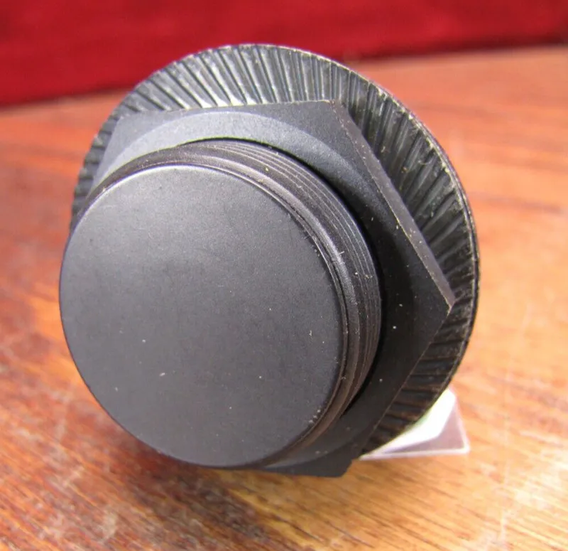 Датчик приближения Turck Bi10-MT30-AP6X-H1141/S34 Inductive Proximity Sensor — фото лота 1