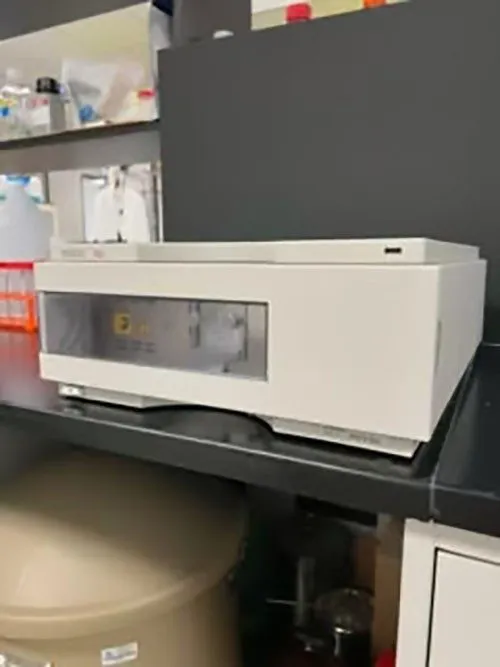 Хроматограф HP/Agilent 1100 HPLC System Pump Autosampler G1314A VWD Detector #18