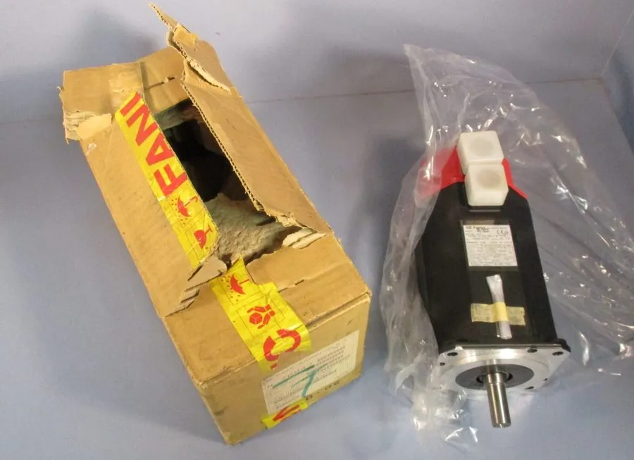 Серводвигатель Fanuc a6/3000 AC Servo Motor A06B-0128-B577#7076 1.4 kW, 114 V Mo