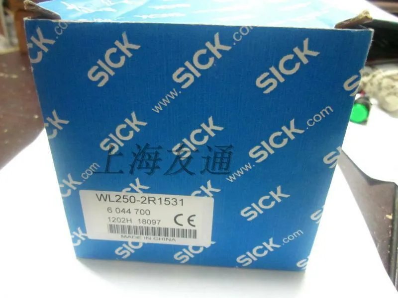Фотоэлектрический датчик Sick WL250-2R1531 Photoelectric Sensor