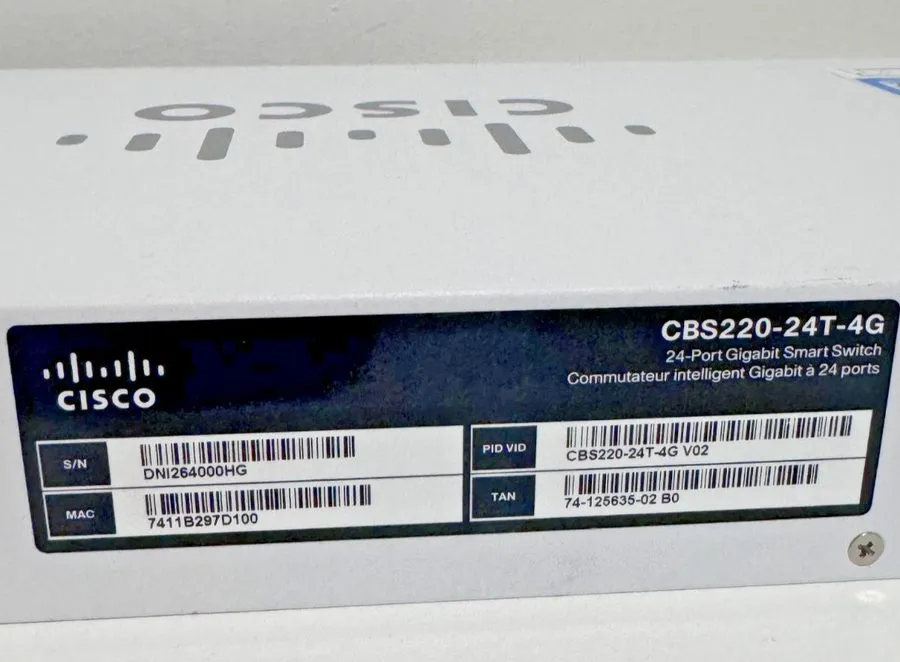 Коммутатор Cisco CBS220-24T-4G EU 24-port Gigabit Switch 4SFP Express — фото лота 1
