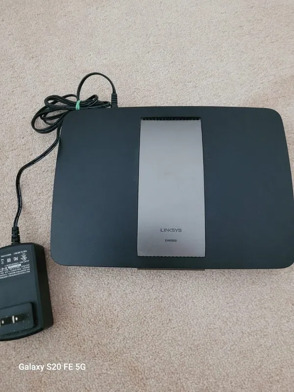 Маршрутизатор Cisco Linksys EA6500 Wireless Router USB Dual Band Gigabit 4 Port — фото лота 1