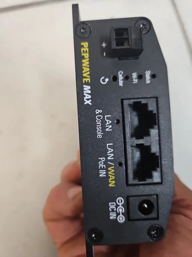 Маршрутизатор Peplink Pepwave MAX BR1 Mini LTE Cellular Router MAX-BR1-MINI-LTE- — фото лота 2