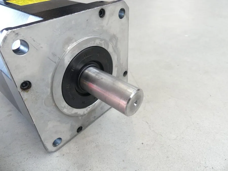 Серводвигатель FANUC A06B-0269-B100 AiS30/4000HV AC SERVO MOTOR 5.5kW W/ A860-20