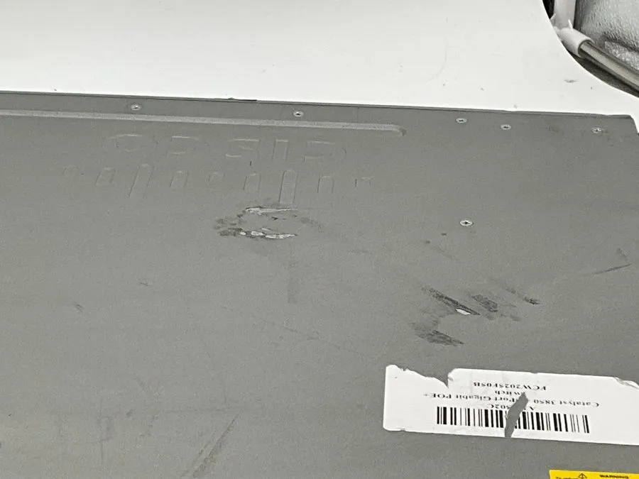 Коммутатор Cisco Catalyst WS-C3850-48U-E Switch 48 Port Gigabit PoE+ 1 Year — фото лота 2