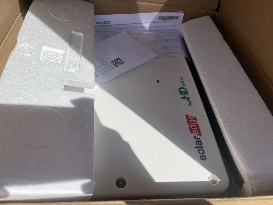 Инвертор SolarEdge 6.0kW HD-Wave Inverter SE6000H-US000BNU4 — фото лота 3