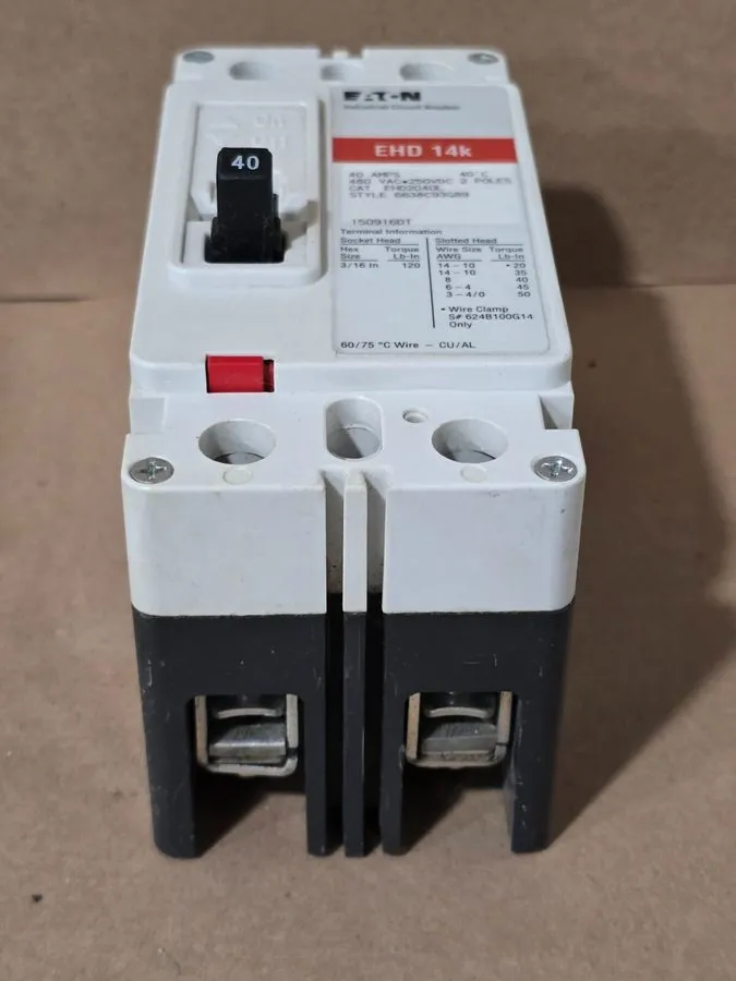Автоматический выключатель Eaton EHD2040 Molded Case Circuit Breaker, EHD Series — фото лота 2