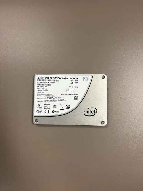 SSD-накопитель Intel DC S3500 800GB SSD 2.5" SATA 6Gb/s Solid State Drive SSDSC2