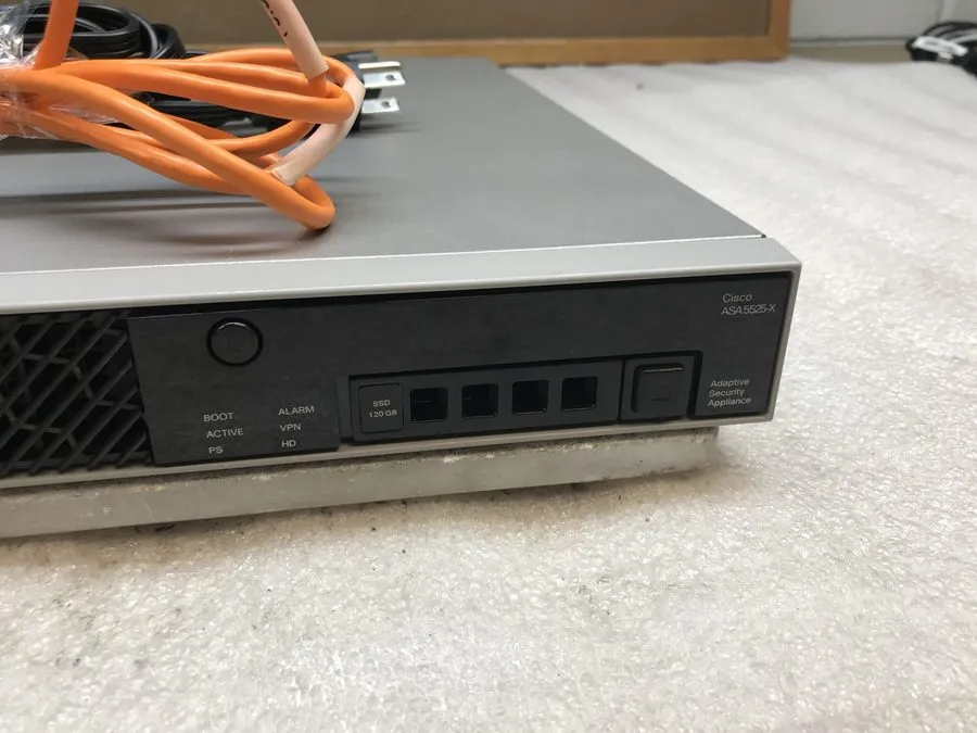 Межсетевой экран Cisco ASA5525-X VPN Premium Adaptive Security Appliance / Facto