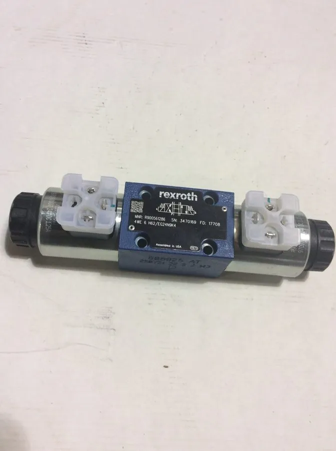 Пневмораспределитель REXROTH R900561286 DIRECTIONAL CONTROL VALVE 4WE6H62/EG24N9