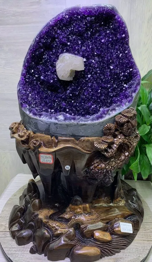 Лабораторный прибор 60.72LB Natural Uruguay Amethyst flowers calcite quartz crys