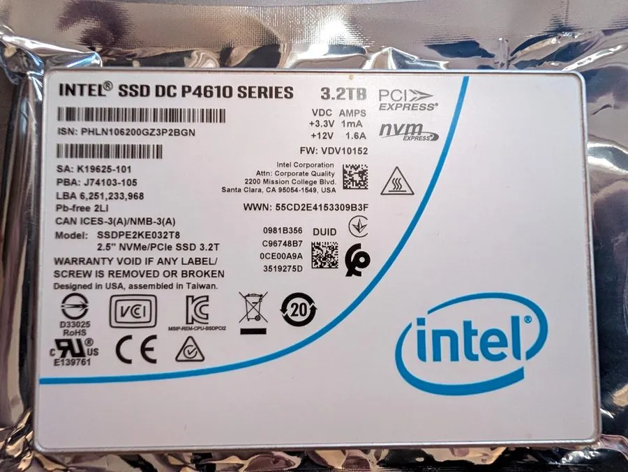 SSD-накопитель Intel P4610 3.2TB Enterprise U.2 SSD 2.5" Solid State Drive SSDPE