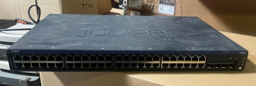 Коммутатор Juniper EX2200-48T-4G 48-Port Gigabit Ethernet Switch 4 SFP Uplink
