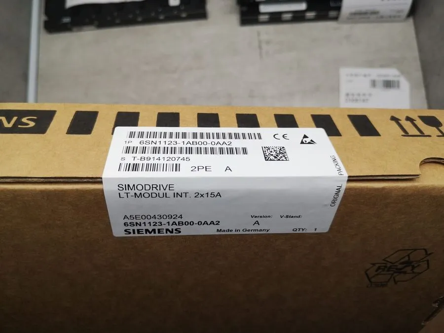 Сервоусилитель 6SN1123-1AB00-0AA2 Siemens SIMODRIVE 611 POWER MODULE
