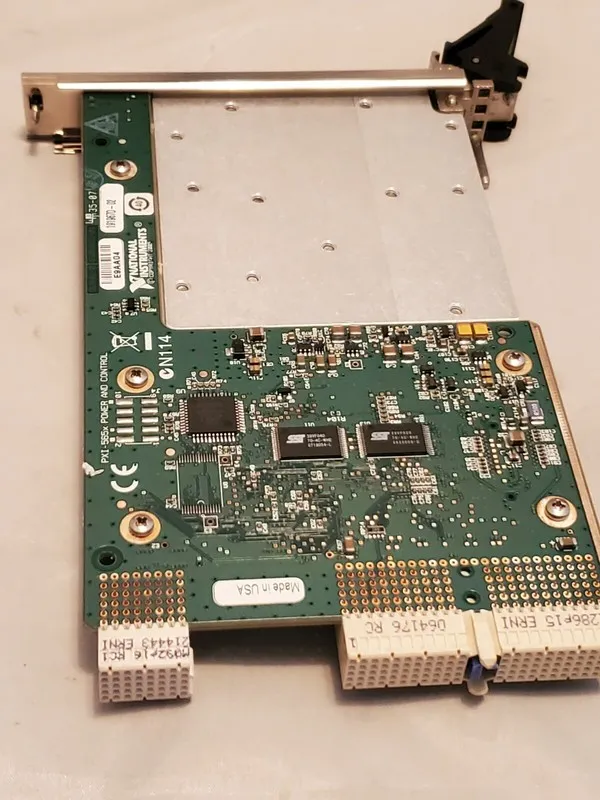 Генератор сигналов National Instruments PXI-5651 PXIe, 3.3 GHz, PXI RF Analog Si