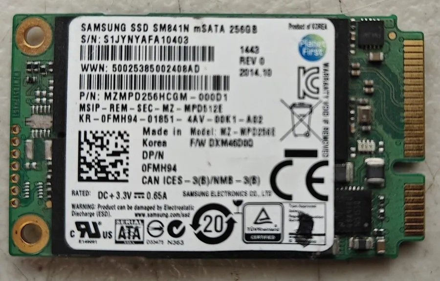 Samsung PM851 mSATA 256GB SSD not M.2 slot