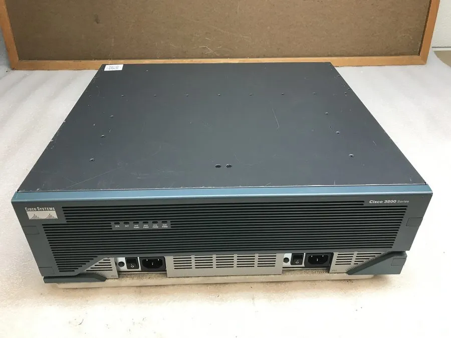 Маршрутизатор Cisco 3845 3800 Series V01 Integrated Services Router