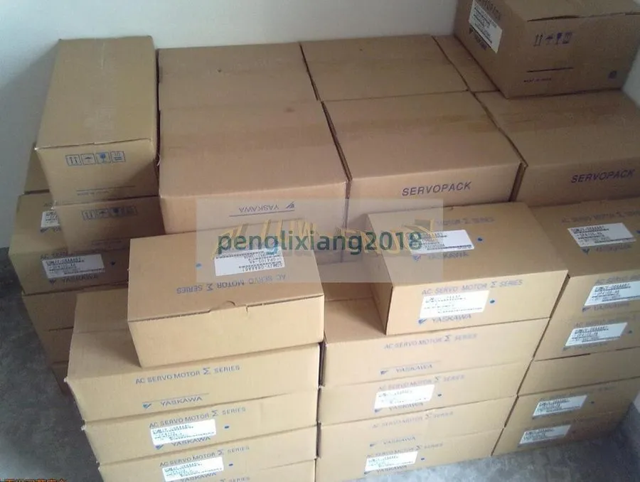Электродвигатель 1PC Yaskawa SGDV-3R8A11A002000 Servo Driver