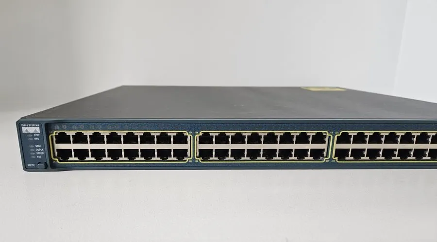 Коммутатор Cisco WS-C3560G-48PS-S 48-Port Gigabit PoE Managed Switch 4 SFP 1U Ra