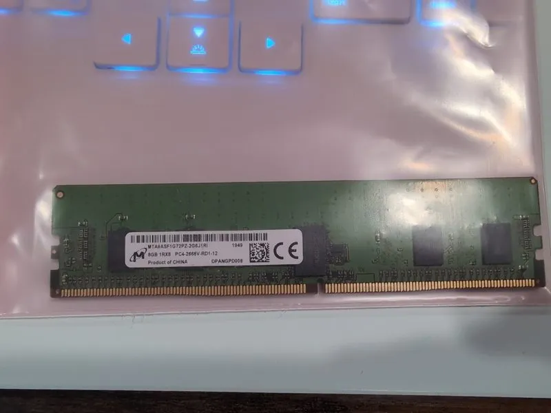 Модуль памяти Samsung 64GB PC4-2666V-R 2S2Rx4 DDR4 ECC REG RDIMM M393A8K40B22-CW — фото лота 1