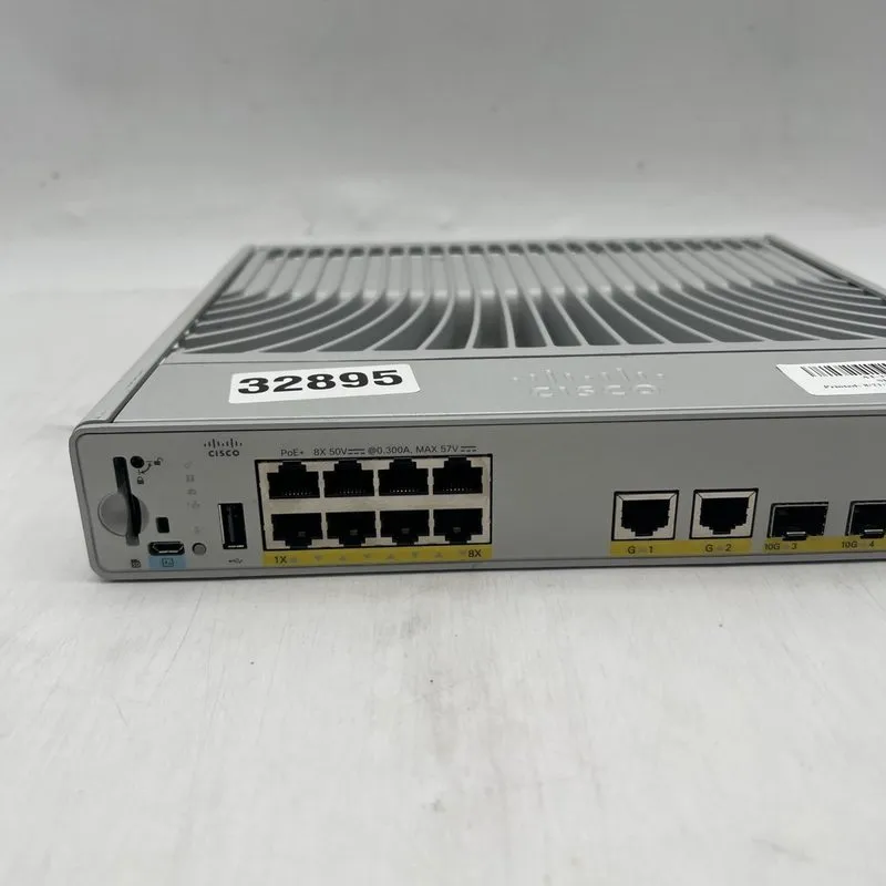 Коммутатор Cisco C9200CX-8P-2X2G-A 8 Port PoE 240W Compact Switch Network Advant — фото лота 2