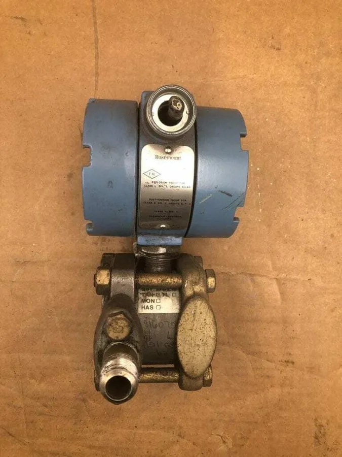 Датчик давления EMERSON ROSEMOUNT 1151 0-100PSI PRESSURE TRANSMITTER 1151GP6E22B