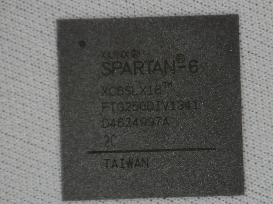Микросхема ПЛИС XILINX SPARTAN-6 XC6SLX150-3FG676I IC FPGA 498 I/O 676FCBGA Chip
