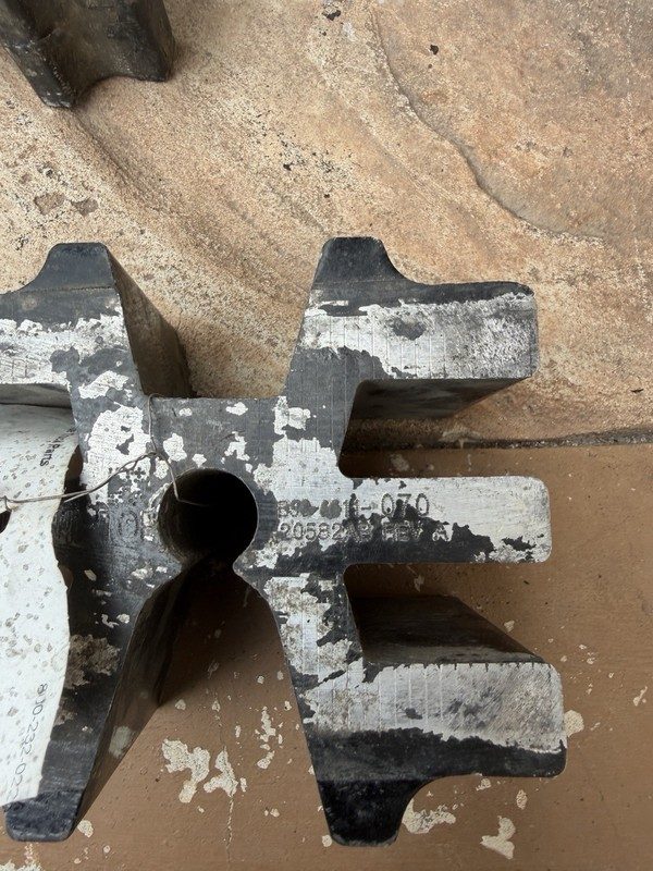 Режущий инструмент PACCAR Steel Lathe Chuck Jaws Industrial Set BBQ-6011-070 Par — фото лота 1