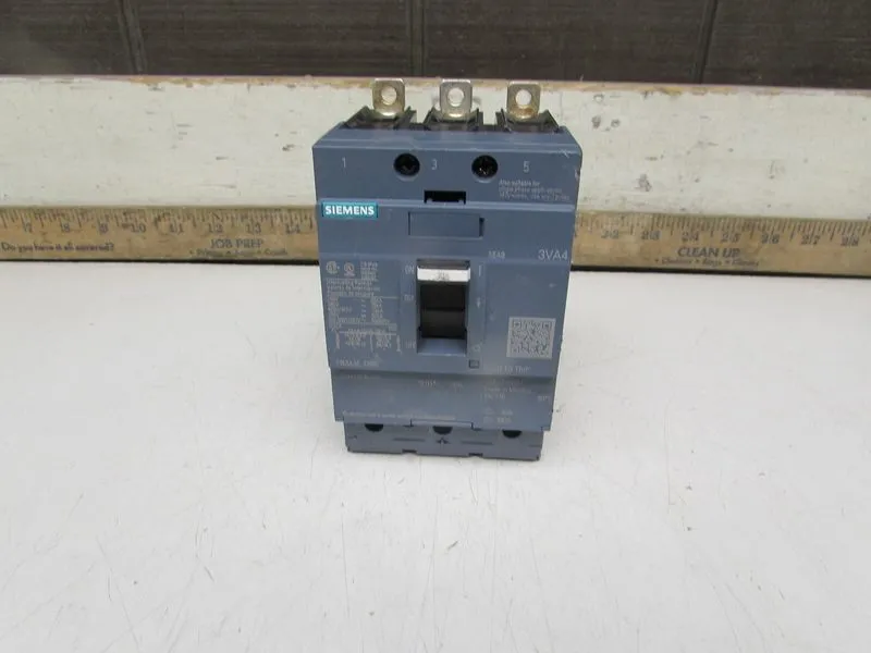 Автоматический выключатель Siemens 3VA4130-4ED34-0AA0 ,Circuit Breaker, 3P/30A / — фото лота 1