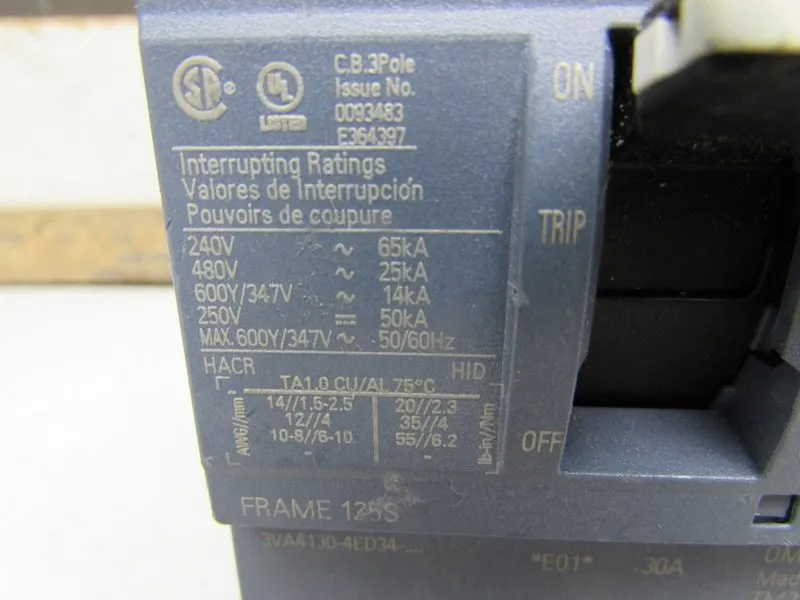 Автоматический выключатель Siemens 3VA4130-4ED34-0AA0 ,Circuit Breaker, 3P/30A / — фото лота 2