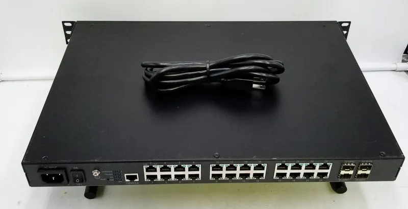 Коммутатор Pakedge SX-24P 24-Port Gigabit Managed PoE+ Ethernet Switch 4- SFP po