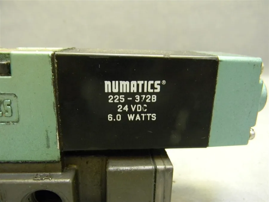 Электромагнитный клапан Numatics 152SS500M 225-372B 24 VDC Solenoid Pneumatic Va