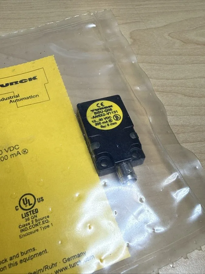 Датчик приближения TURCK Bi5U-Q08–AN6X2-V1131 Inductive Proximity Sensor 1608910 — фото лота 2