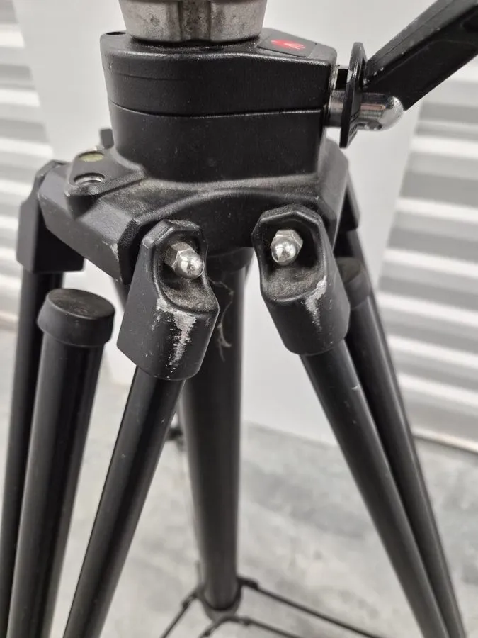 Оборудование видеонаблюдения Manfrotto 3246 Triman Tripod Made In Italy A0595656 — фото лота 2