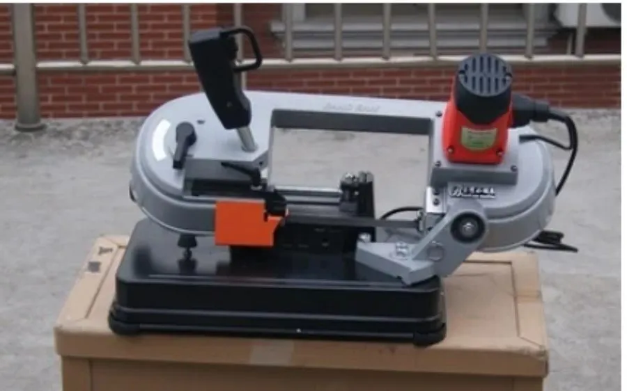 Оборудование ЧПУ Metal Band Saw Machine Band Saw Sawing Machine Horizontal Small
