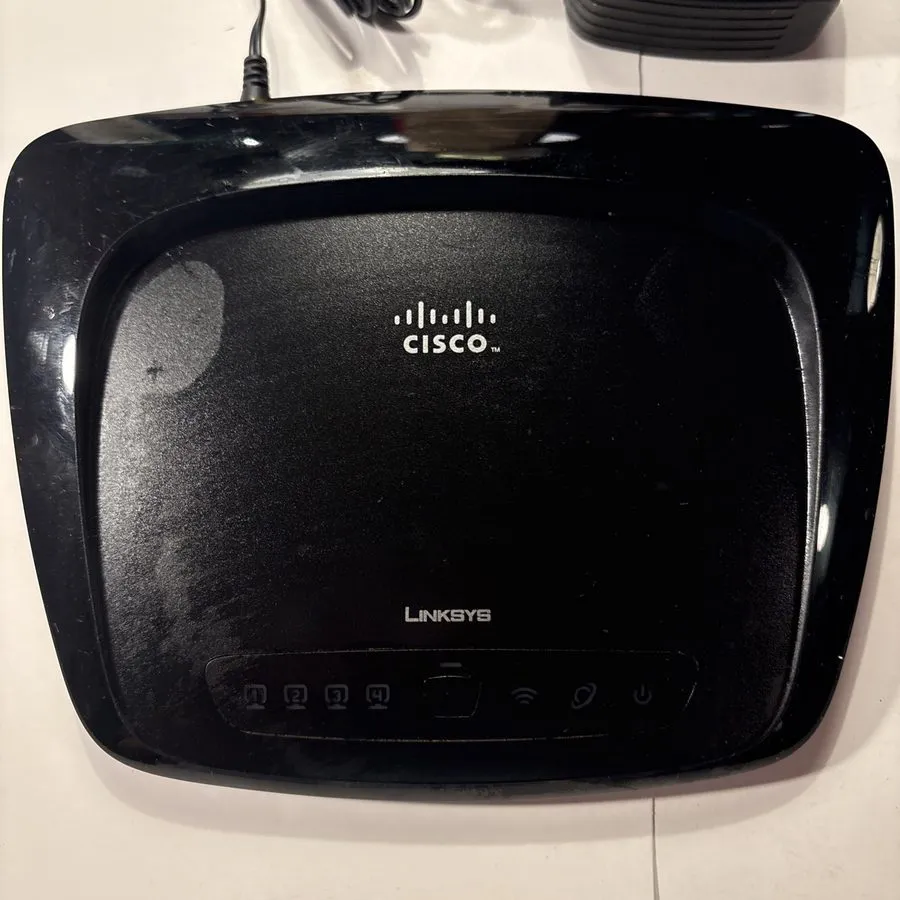 Маршрутизатор CISCO Linksys WRT54G2 V1 54 Mbps 4-Port 10/100 Wireless G Router